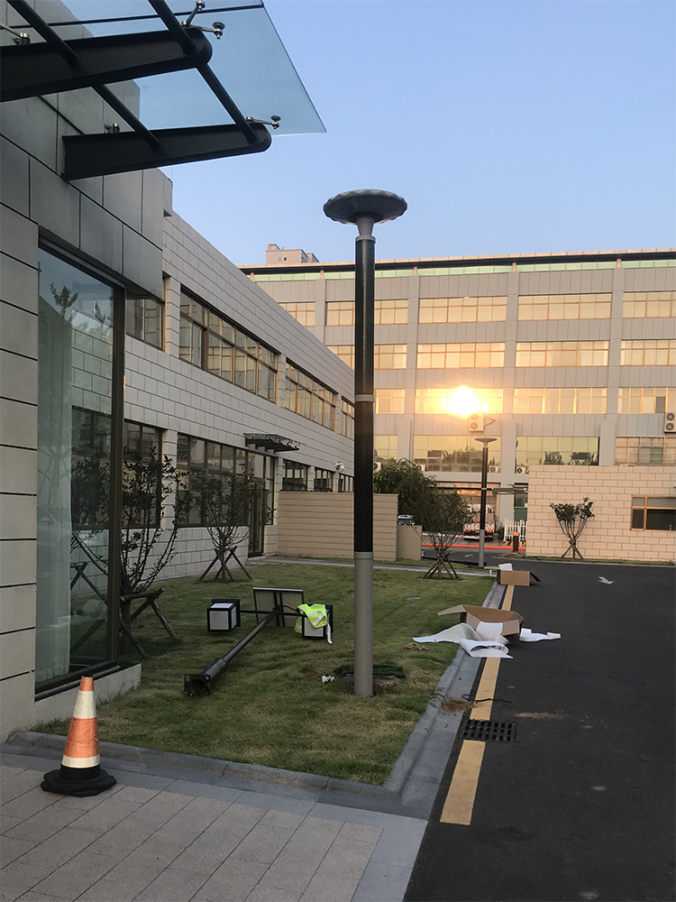 Unique Solar Light Of 40W Solar Wrap Pole With Flexible Solar Panel-NEWLIGHT ENERGY Unique Solar Light Of 40W Solar Wrap Pole With Flexible Solar Panel-NEWLIGHT ENERGY