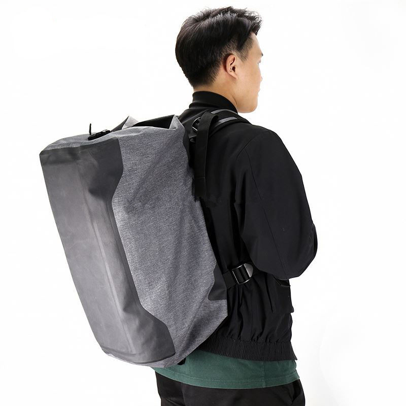 Большая емкость Спортивная сумка Duffle с мягкими ремнями рюкзака для комфорта