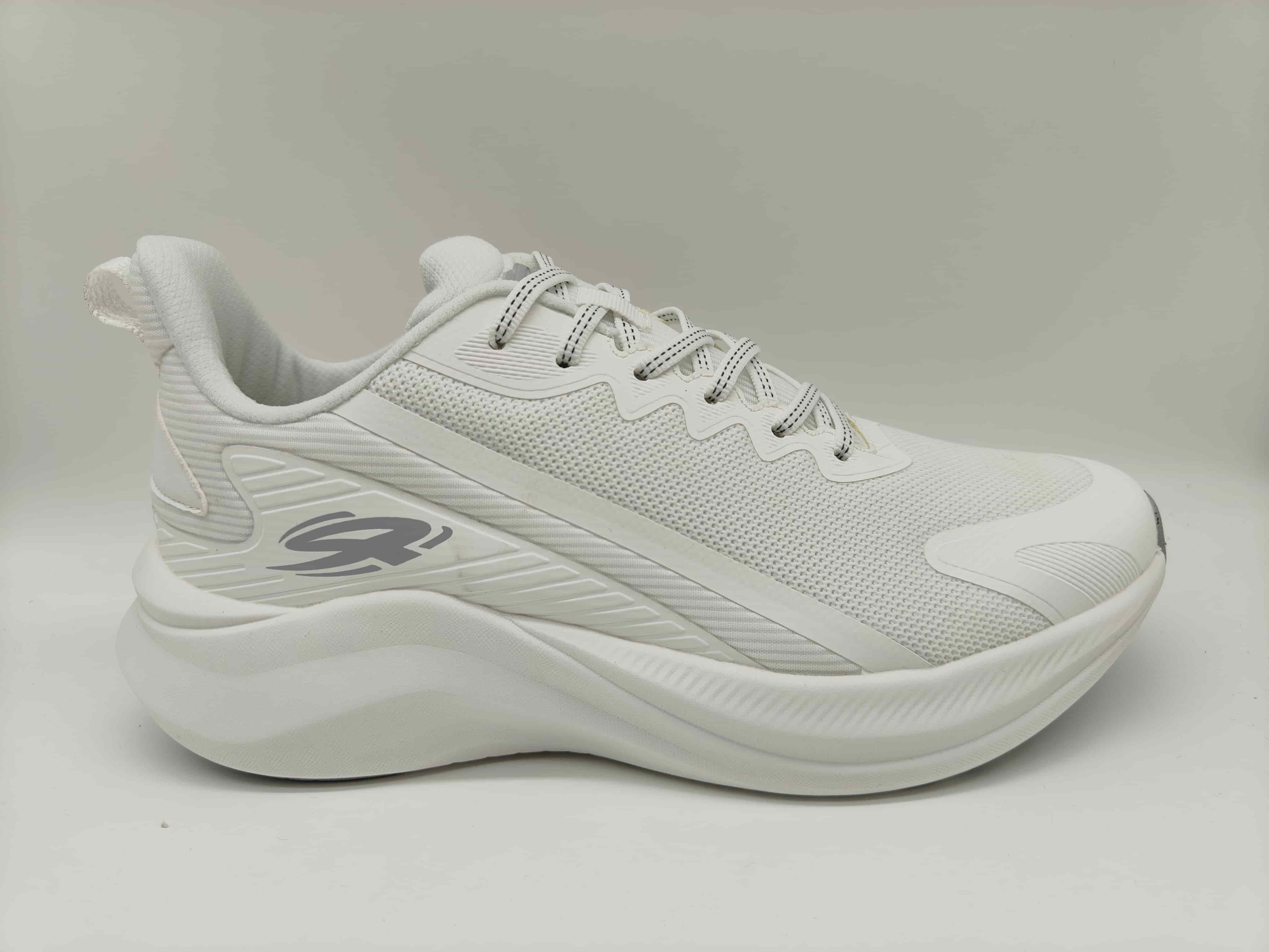 Breathable mesh sports shoes Breathable mesh sports shoes