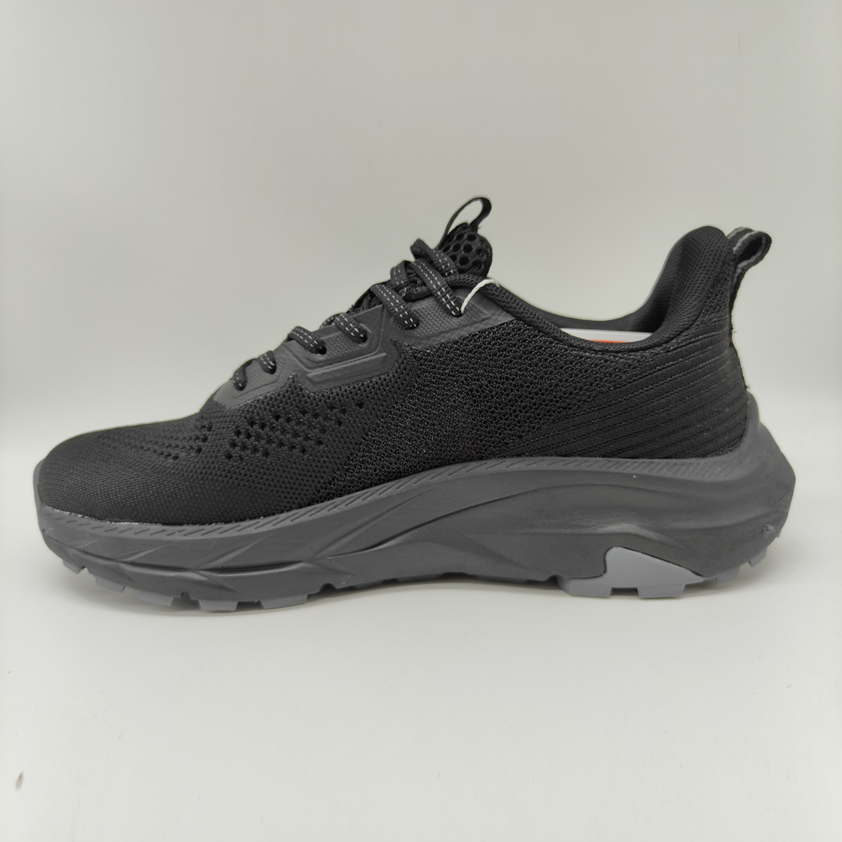 Knitted Mesh Breathable Running Shoes Knitted Mesh Breathable Running Shoes